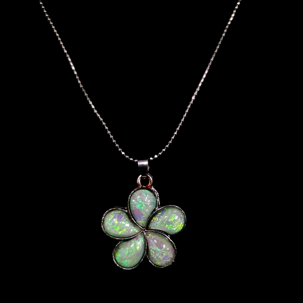 Necklace - Picture 5 of 5